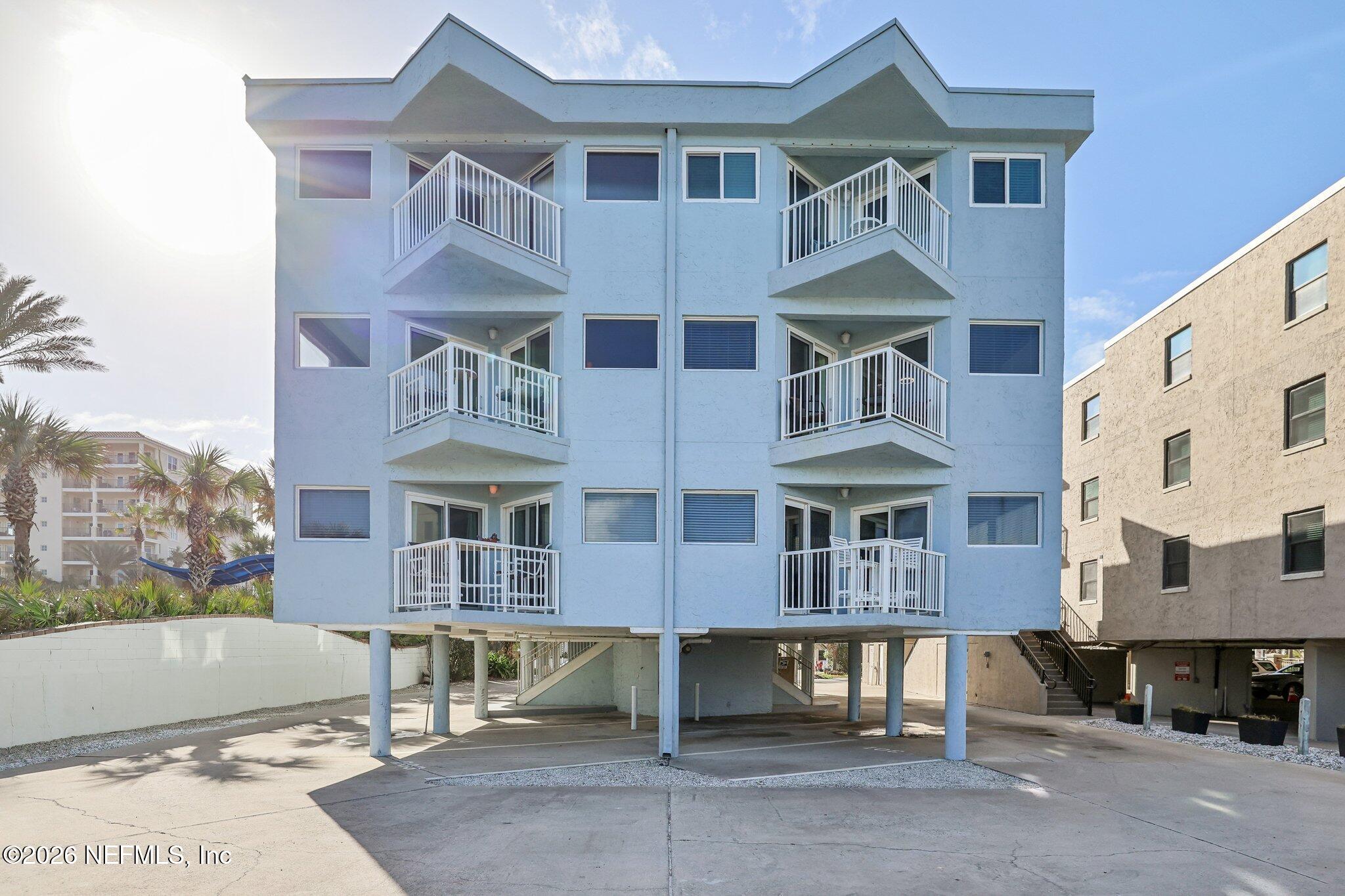 1-web-or-mls-1st St S 303-001