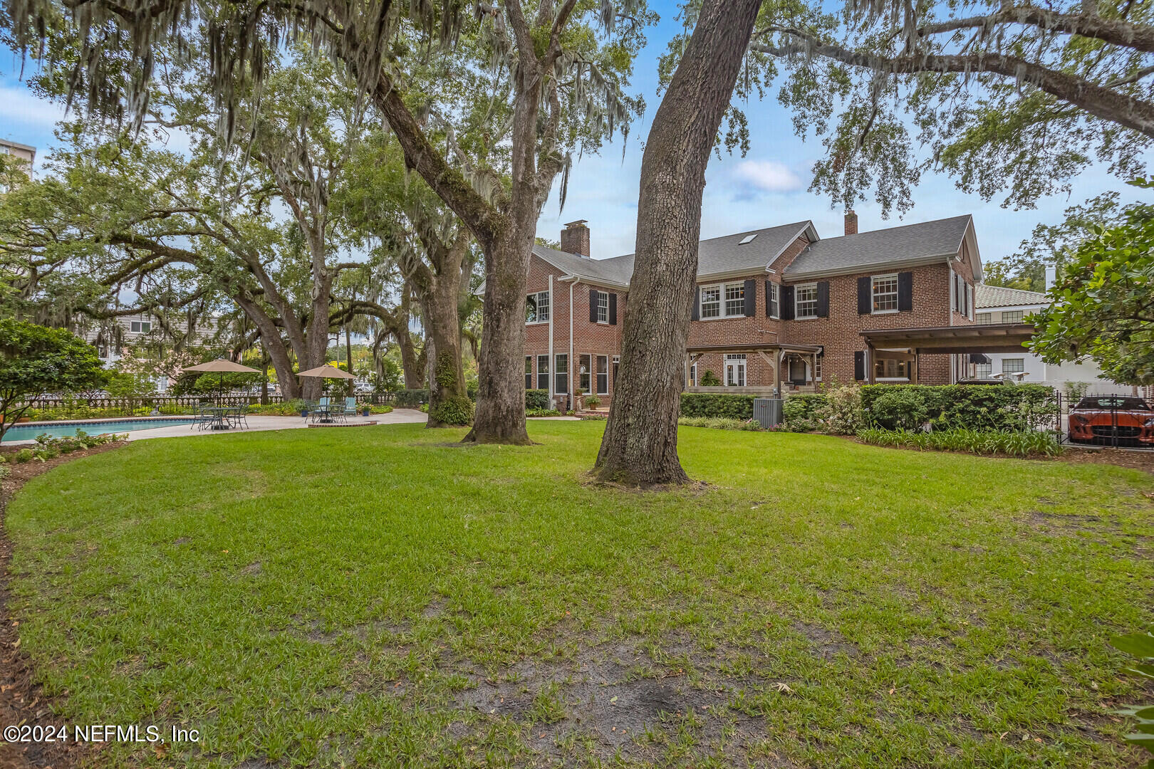 1833 WILLOW BRANCH Terrace