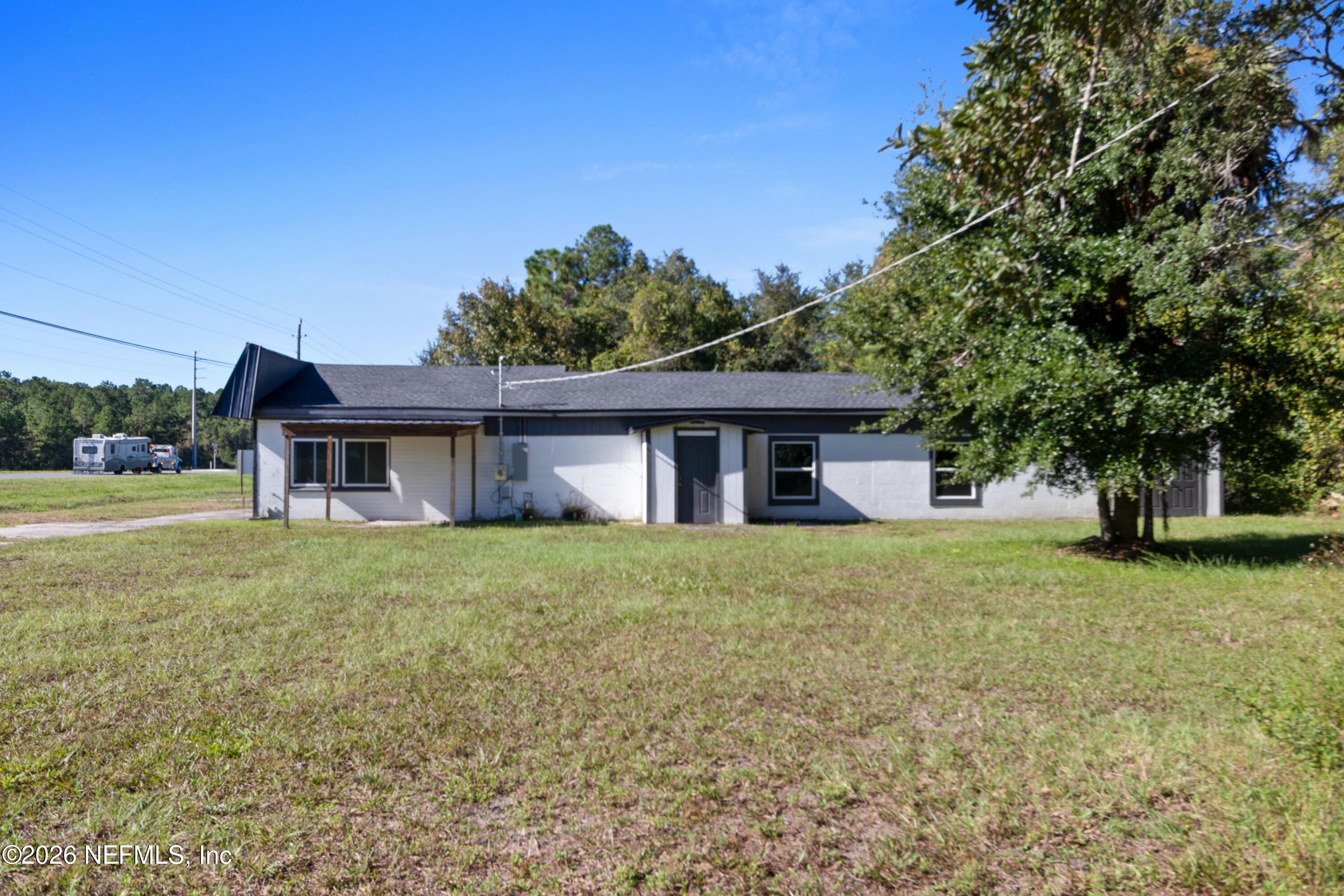 755 S HIGHWAY 17