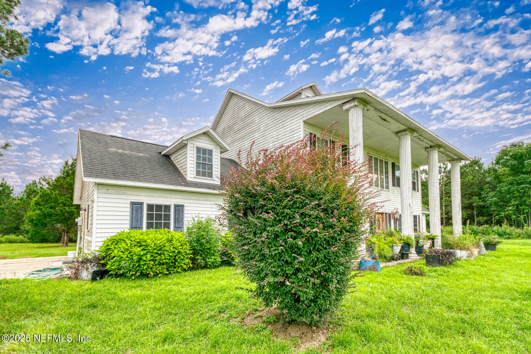 3704 NE ROCKY FORD Road