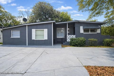 Photo of 4146 KATANGA Drive S, Jacksonville, FL 32209 (MLS # 2128783)
