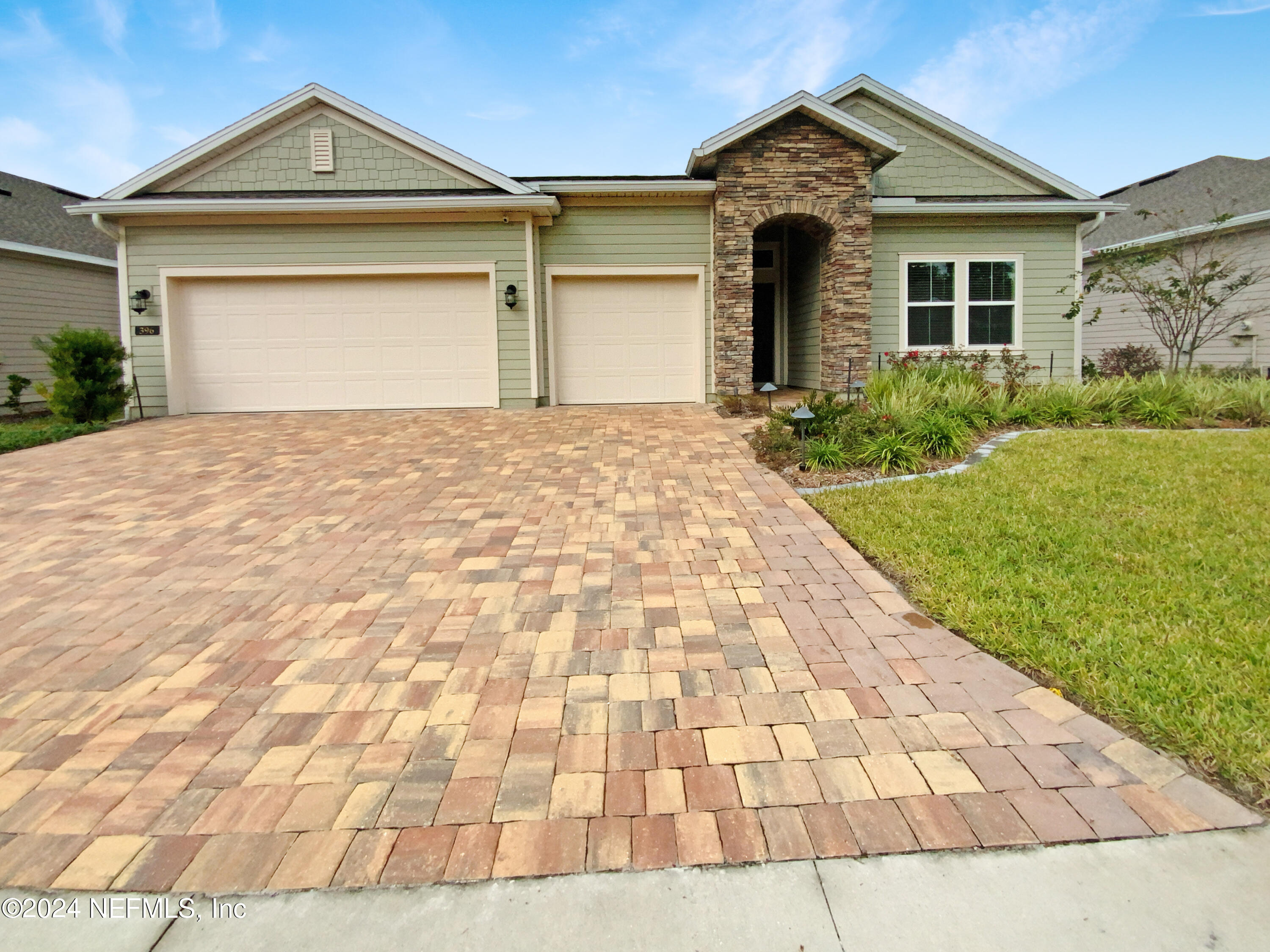 St Johns, FL home for sale located at 396 Brown Bear Run, St Johns, FL 32259