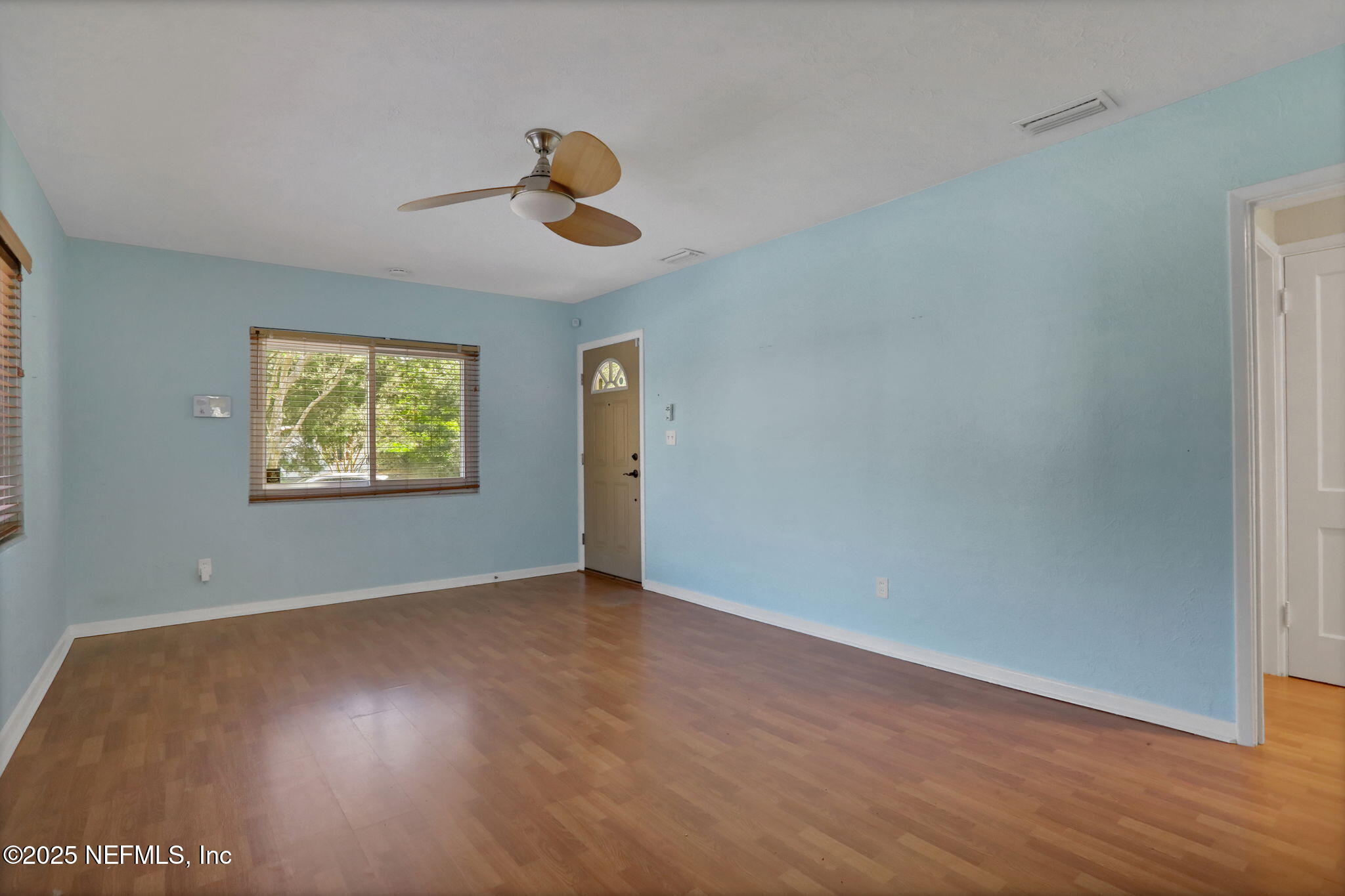 6172 MERCER Circle E