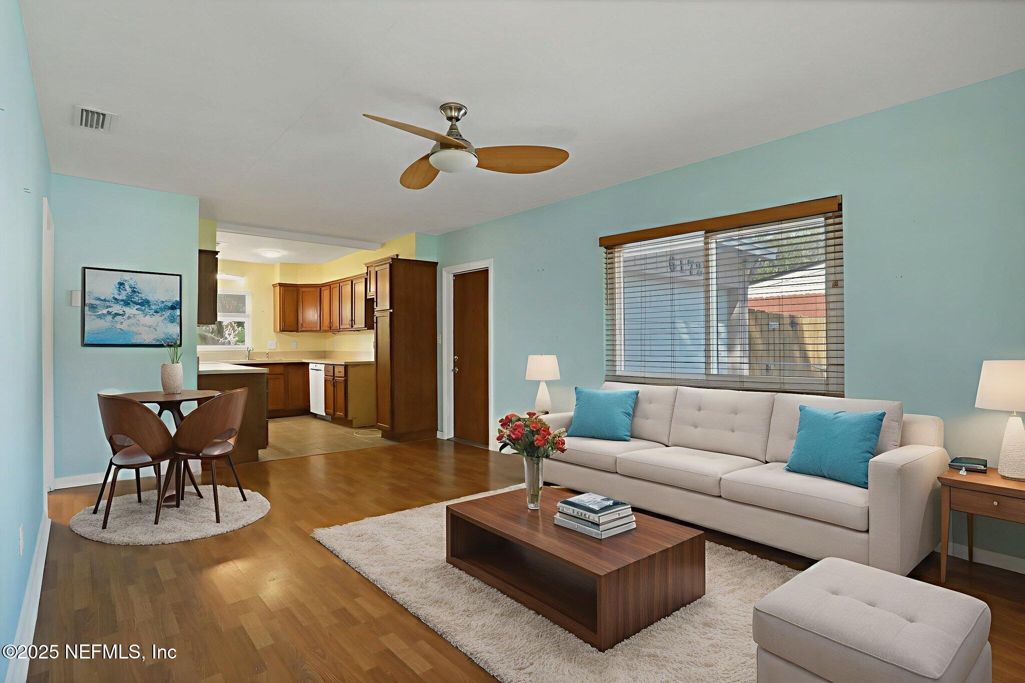 6172 MERCER Circle E