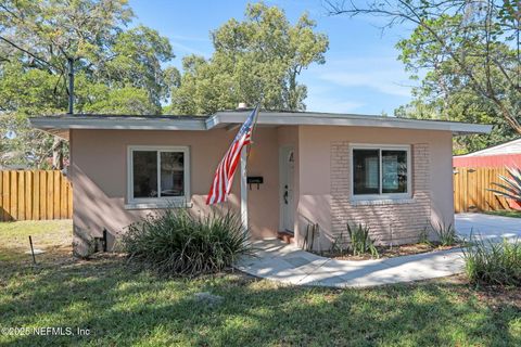 6172 MERCER Circle E Jacksonville FL 32217