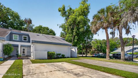 Photo of 1250 BAYSHORE Drive N, Jacksonville, FL 32233 (MLS # 2140383)