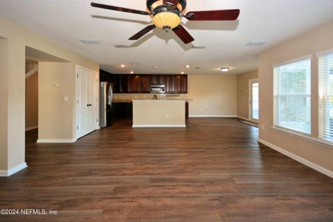 Single Family Residence in Jacksonville FL 2285 JUSTIN LAKE Drive 9.jpg