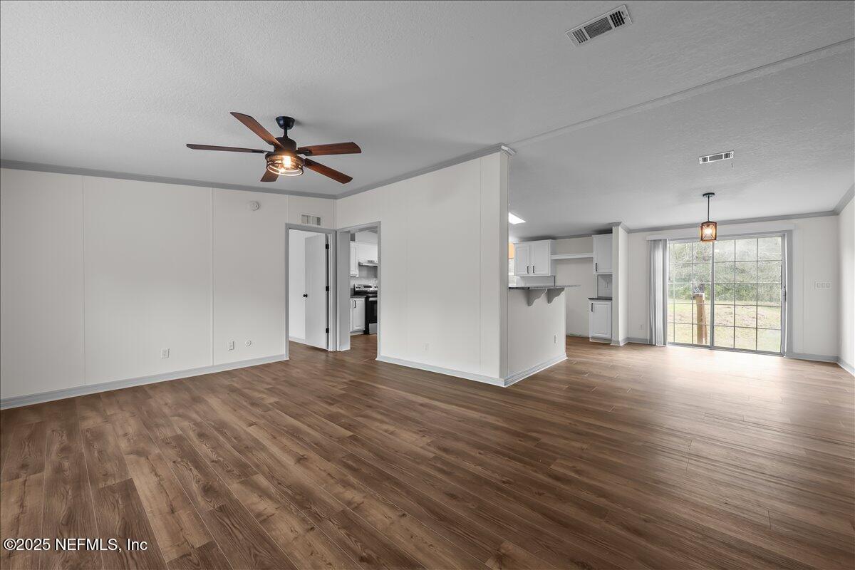 2929 PERSIMMON Street