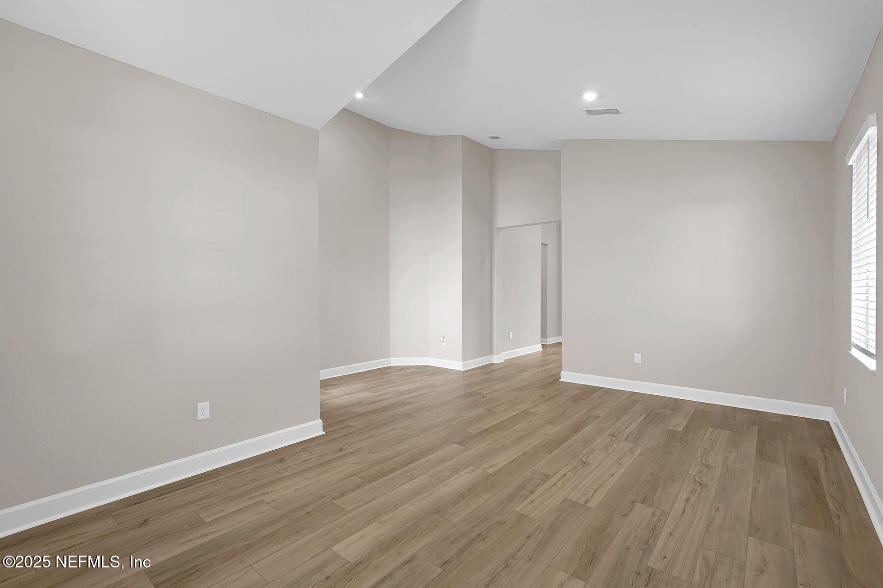 2114 BLACK GLASS Place