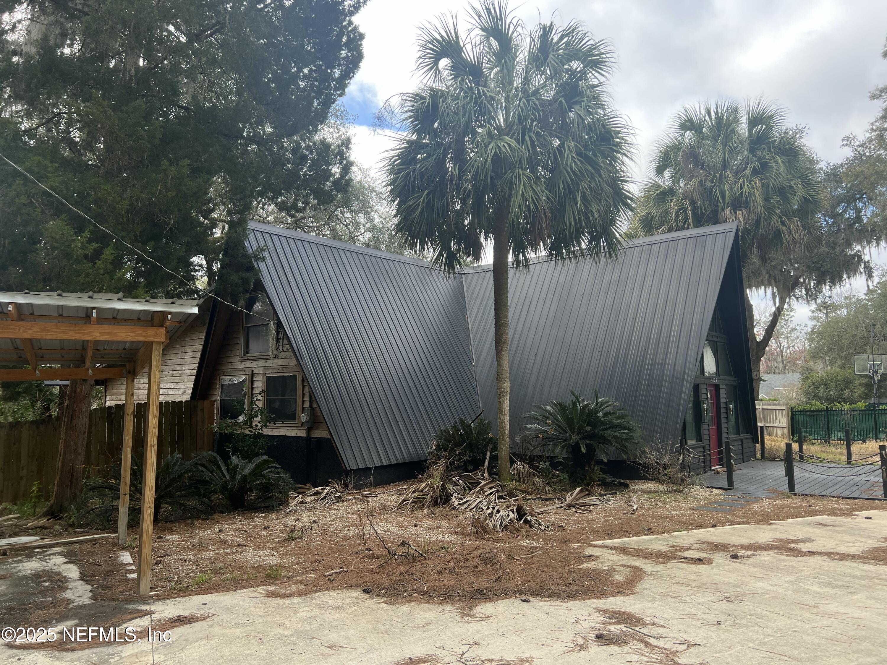 4122 HILLWOOD Road