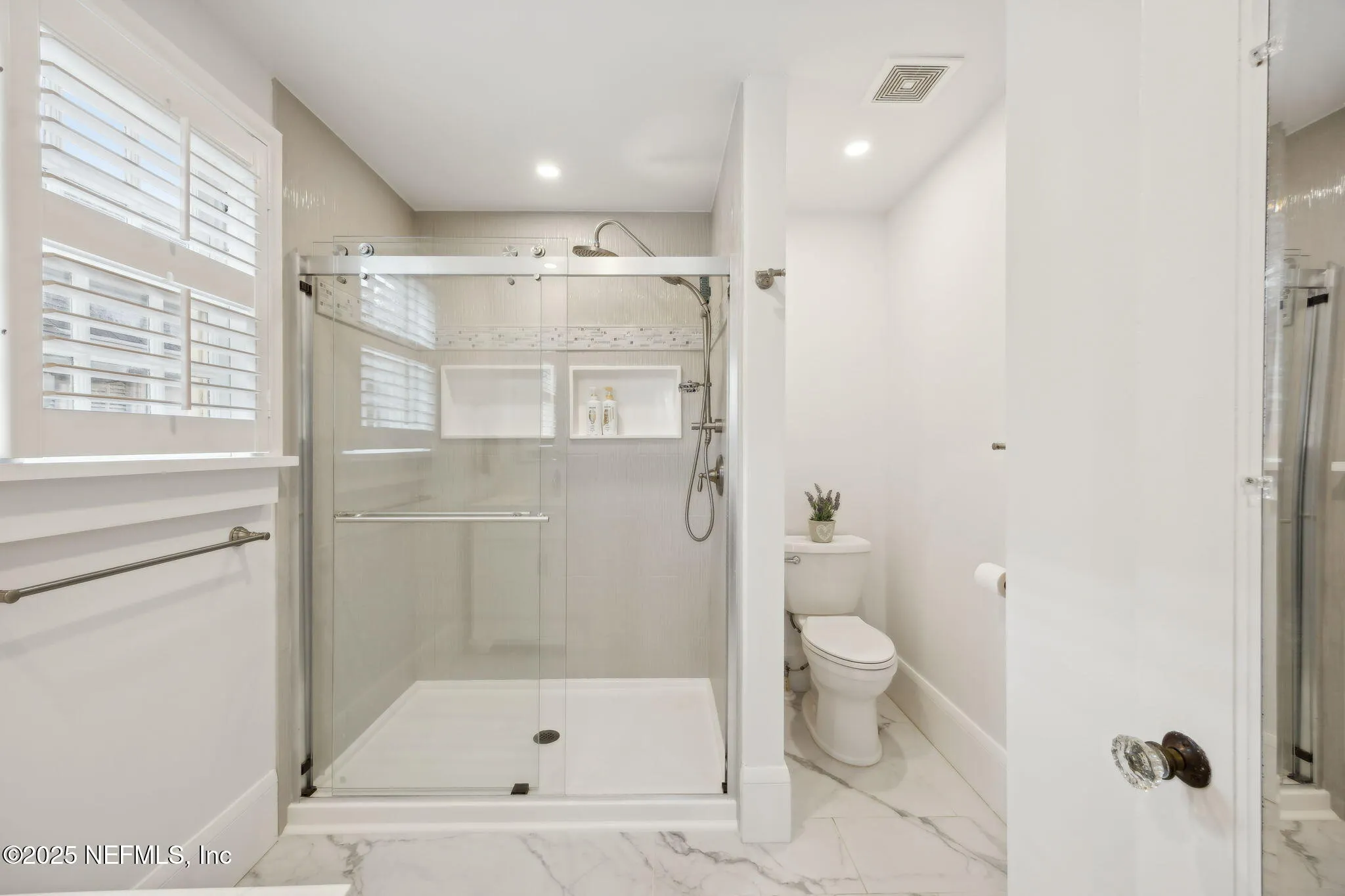 Jacksonville, Florida 32205, United States, 3 Bedrooms Bedrooms, ,3 BathroomsBathrooms,Residential,Active,247032