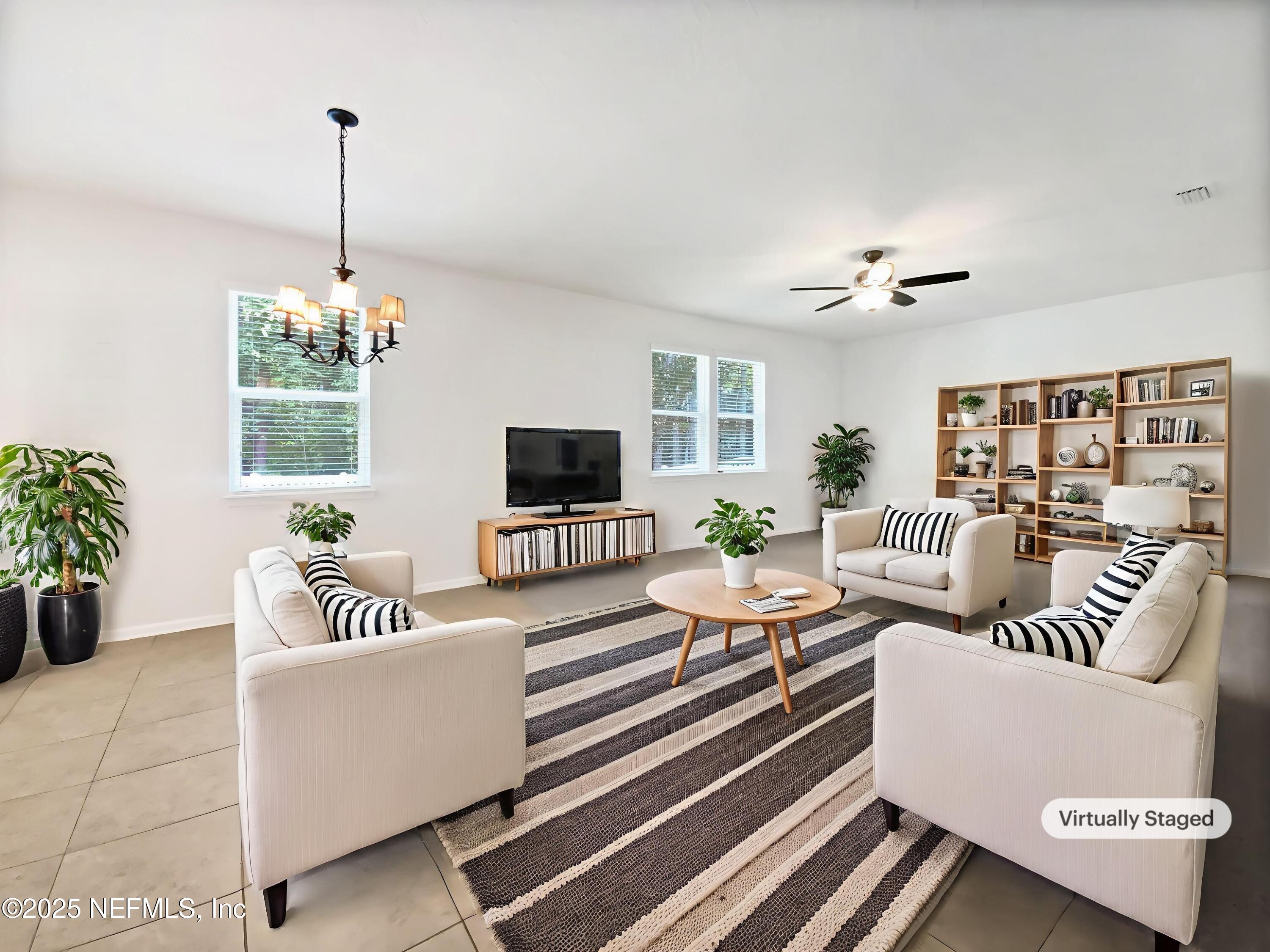 1090 LAURISTON Drive