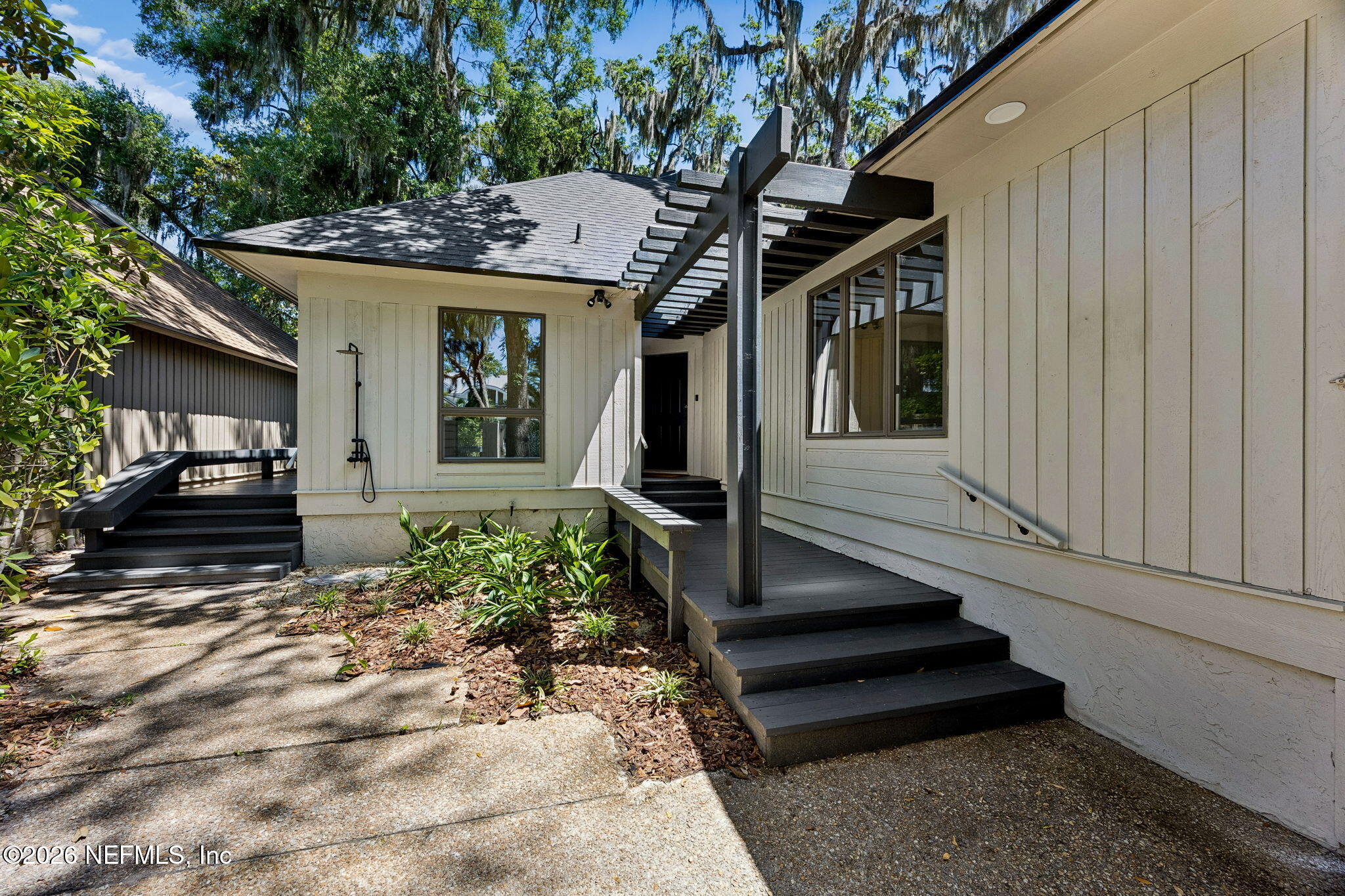 27 MARSH CREEK Road