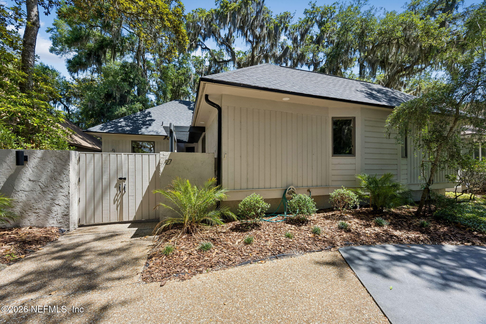 27 MARSH CREEK Road