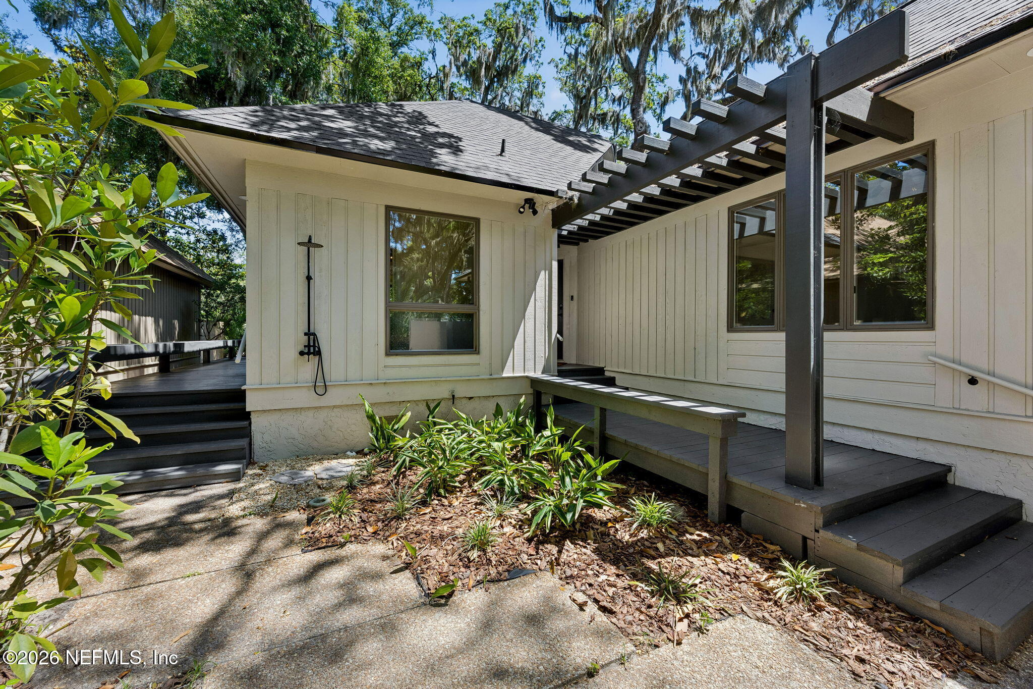 27 MARSH CREEK Road