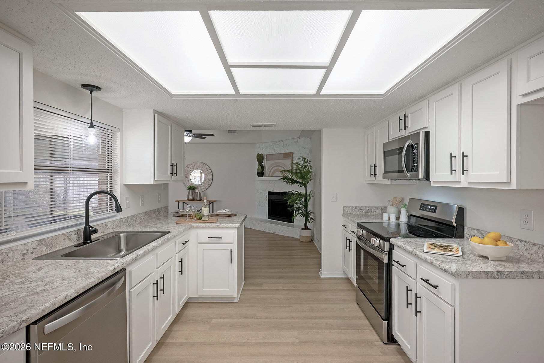 664 ROGER SHERMAN Street