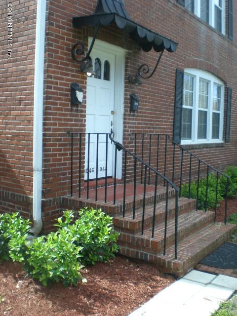 1046 RIVIERA Street LOWER