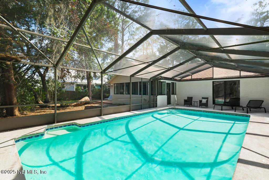 29 SEA OAKS Drive