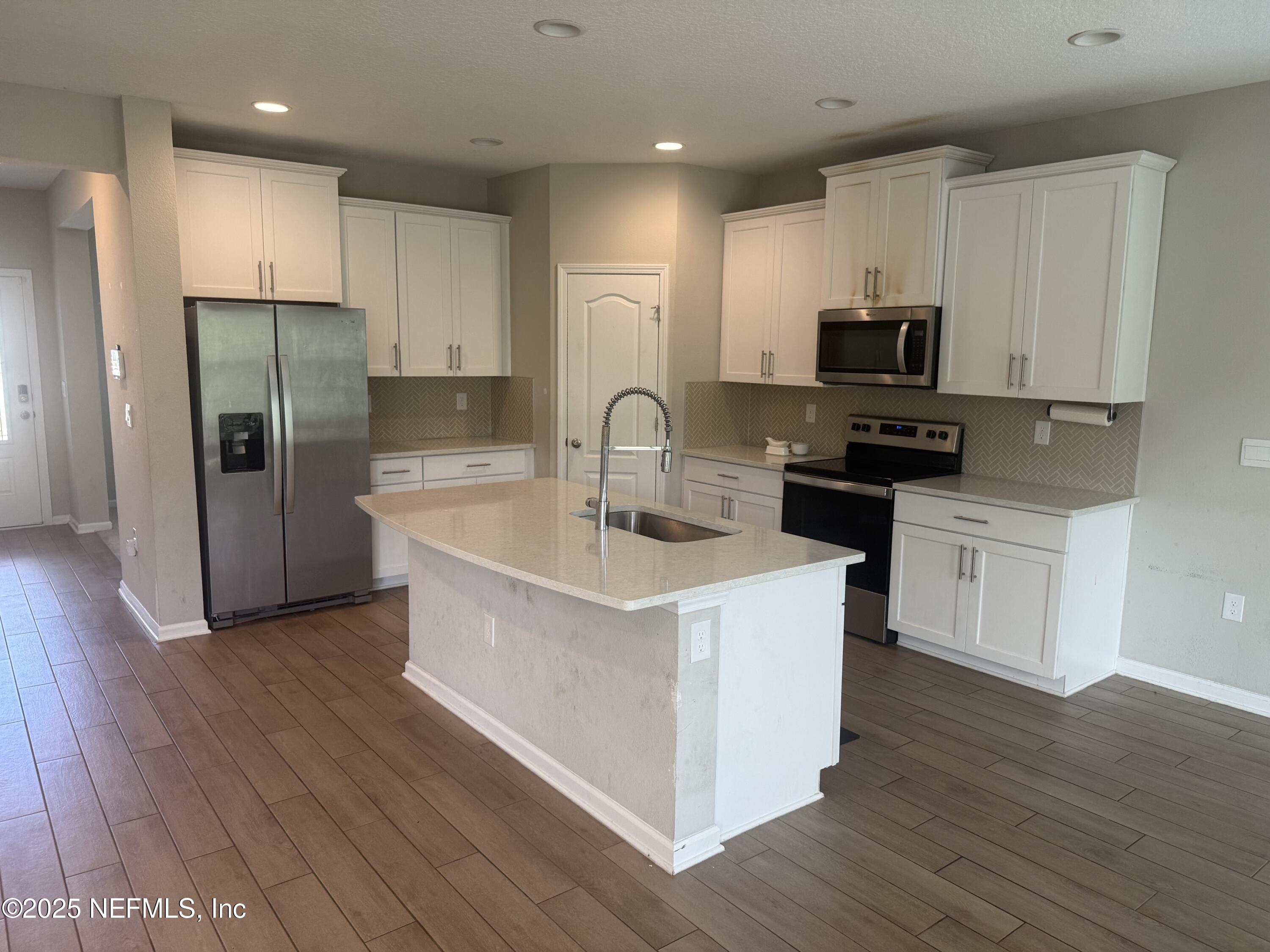 65627 EDGEWATER Drive