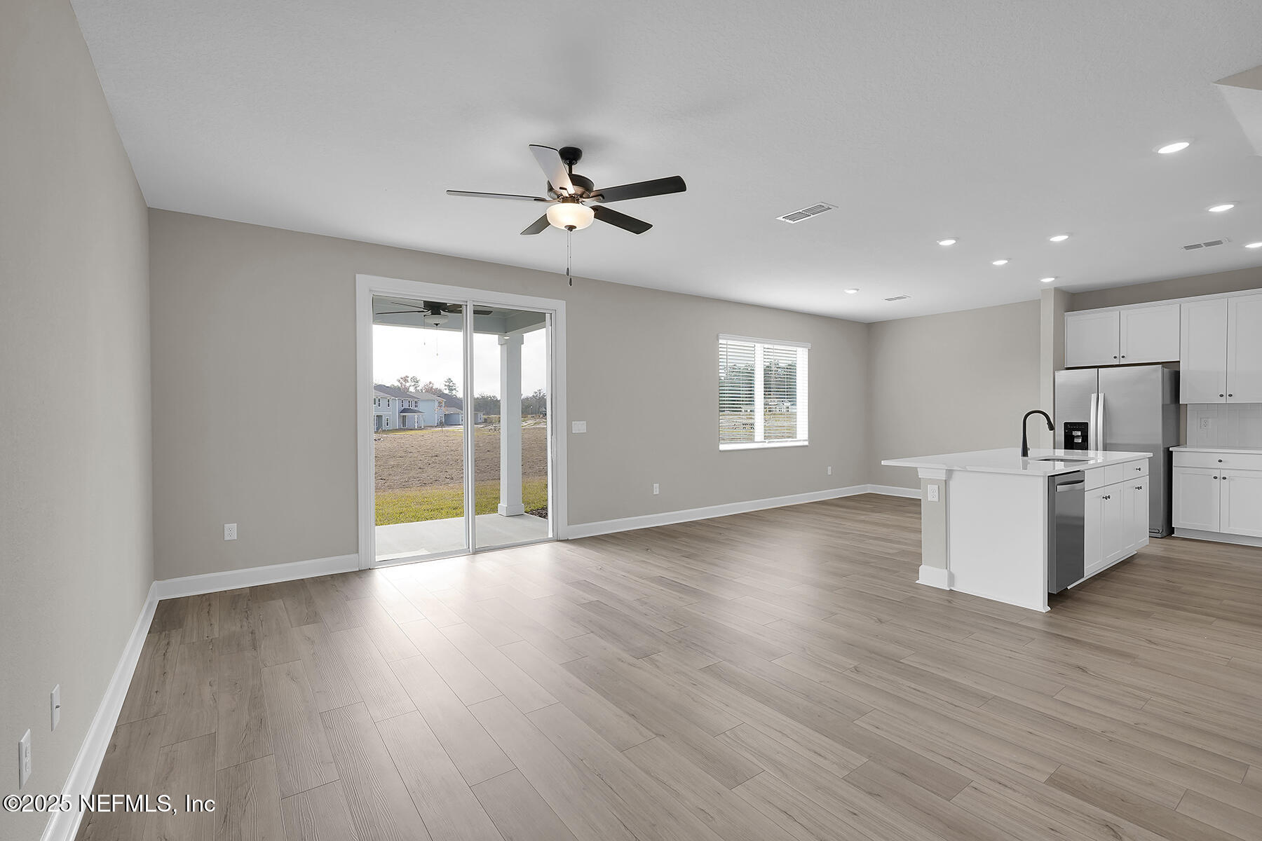 3957 GAREYS FERRY Way