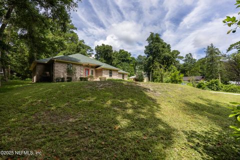 A home in Middleburg