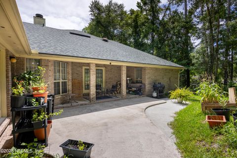 A home in Middleburg