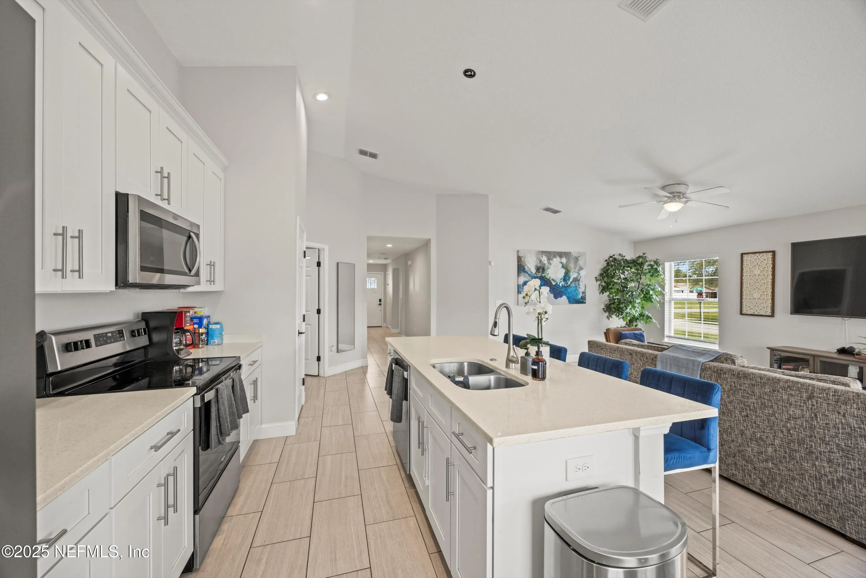 Deltona, Florida 32738, United States, 3 Bedrooms Bedrooms, ,2 BathroomsBathrooms,Residential,Active,109950