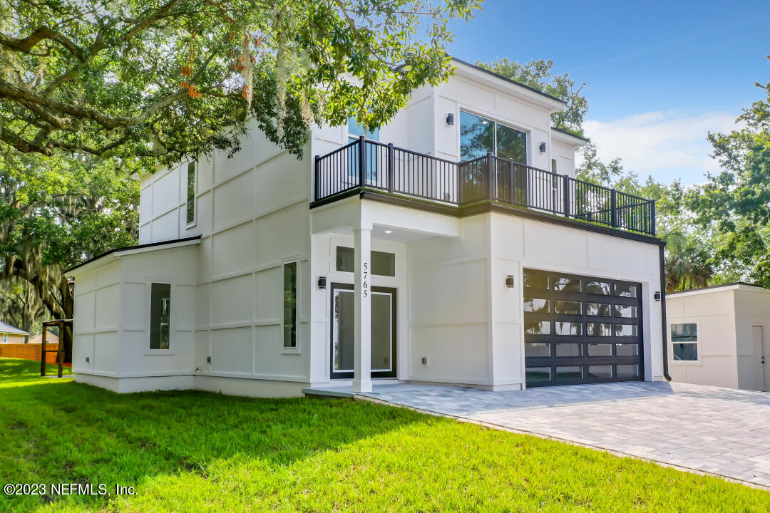 Jacksonville, FL home for sale located at 5765 HECKSCHER Drive, Jacksonville, FL 32226