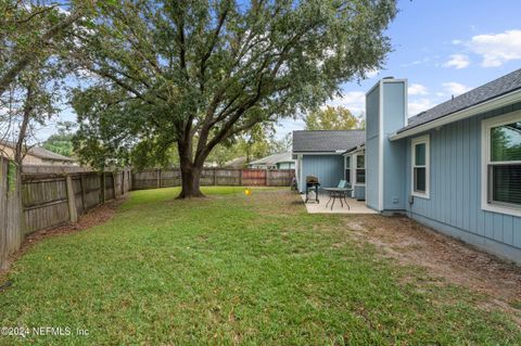 A home in Middleburg