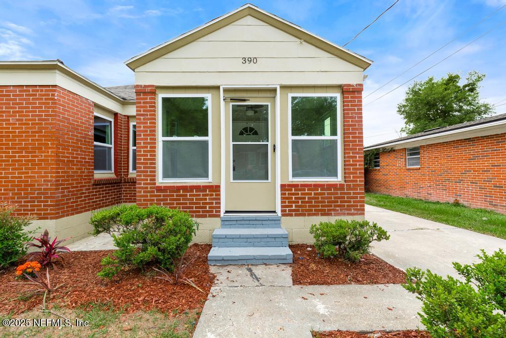 390 E 48TH Street