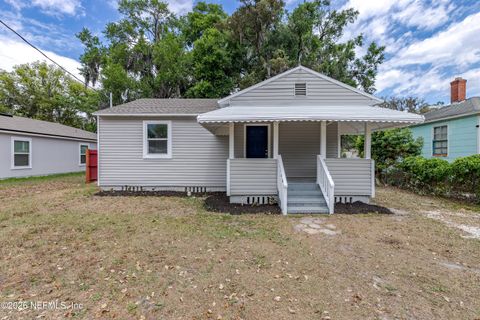 Photo of 411 W 62ND Street, Jacksonville, FL 32208 (MLS # 2142829)