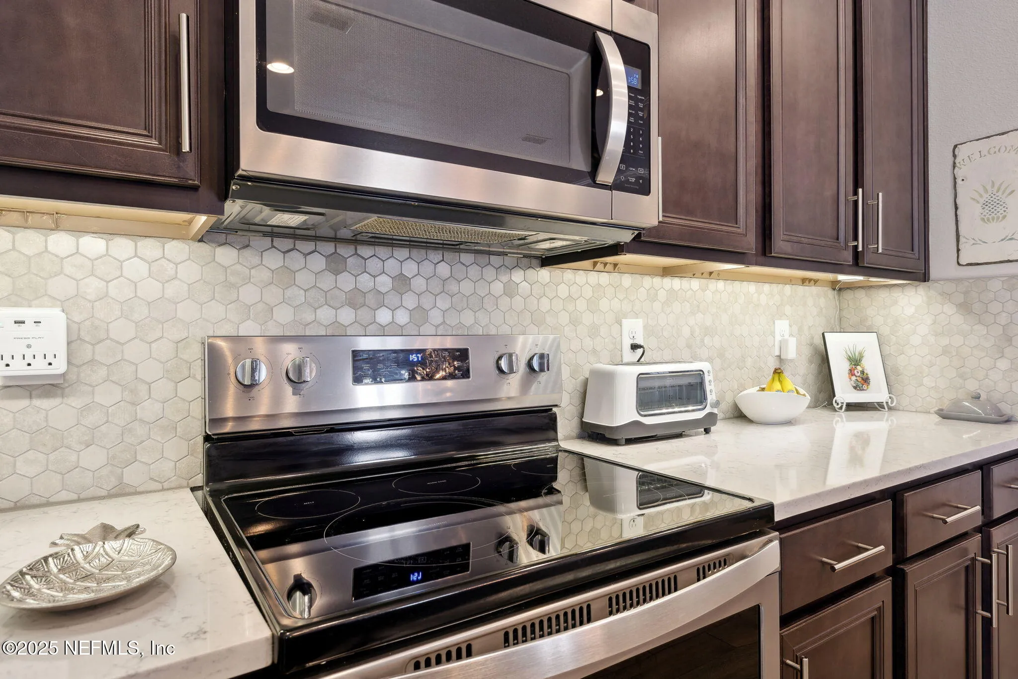 Jacksonville, Florida 32222, United States, 4 Bedrooms Bedrooms, ,3 BathroomsBathrooms,Residential,Pending,8216