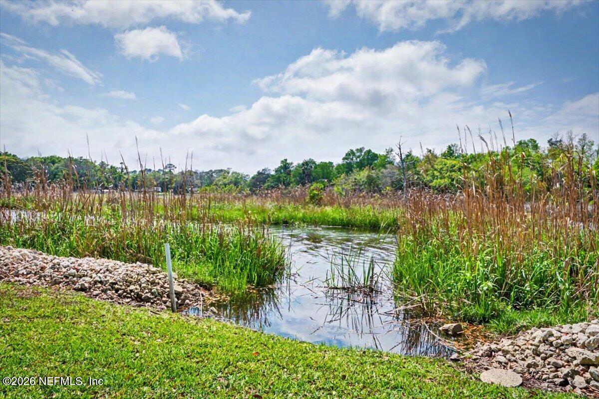 11816 LEONARDO Lane W