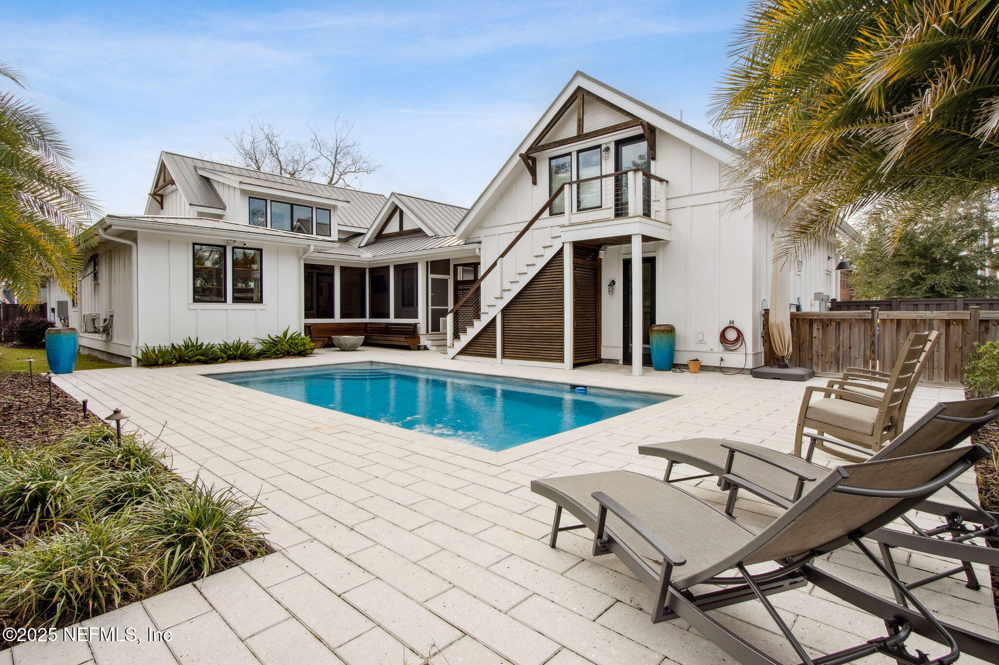 230 S 3RD Street