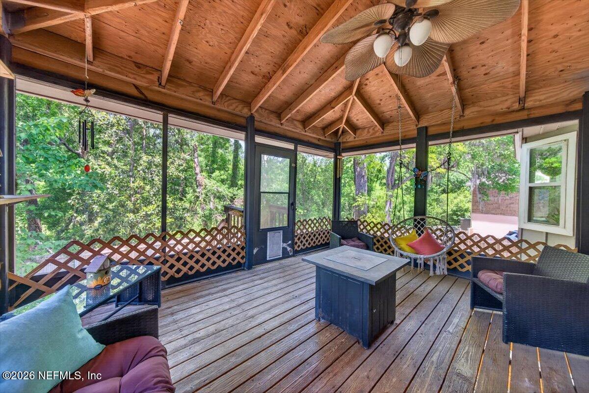 257 AQUARIUS CONCOURSE