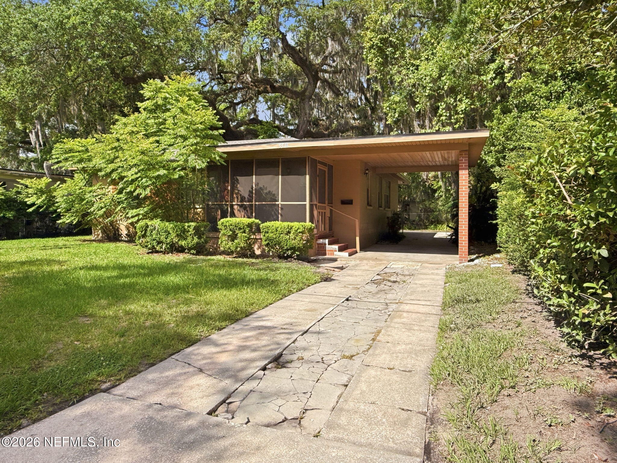 5516 AHMAD Drive N