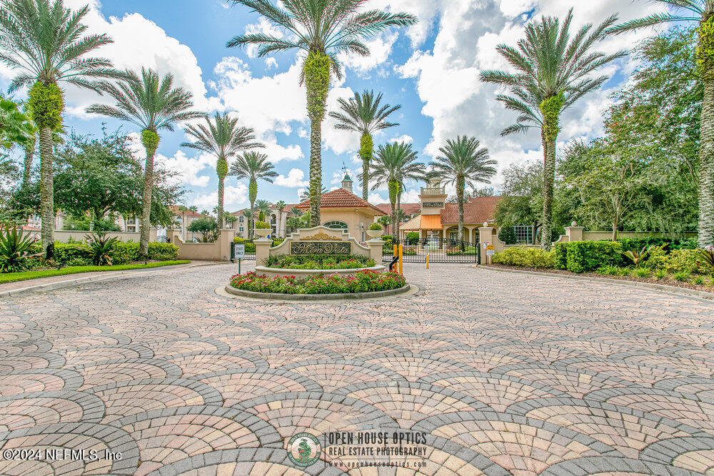 13846 ATLANTIC Boulevard 815