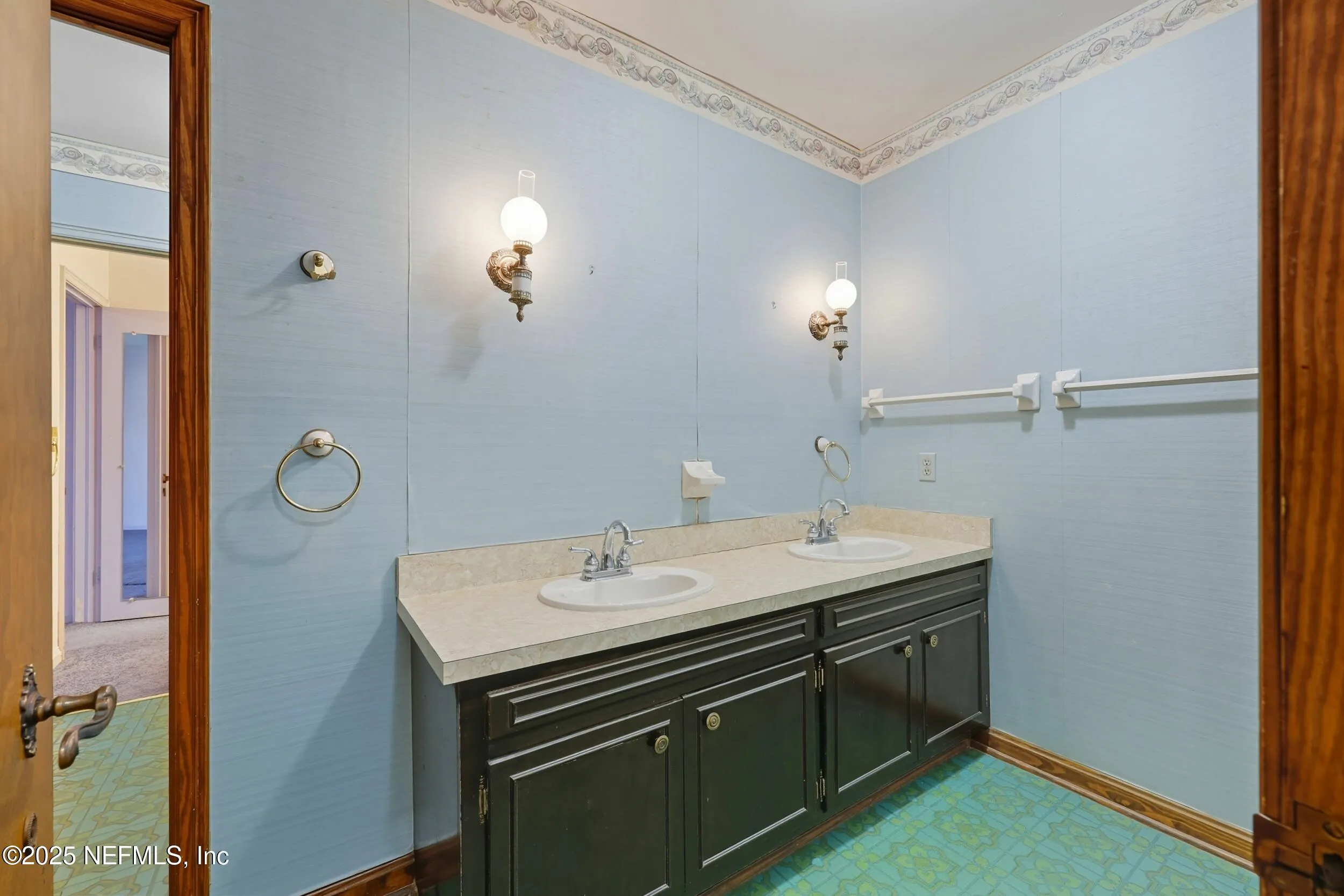 Atlantic Beach, Florida 32233, United States, 6 Bedrooms Bedrooms, ,4 BathroomsBathrooms,Residential,Active,161491