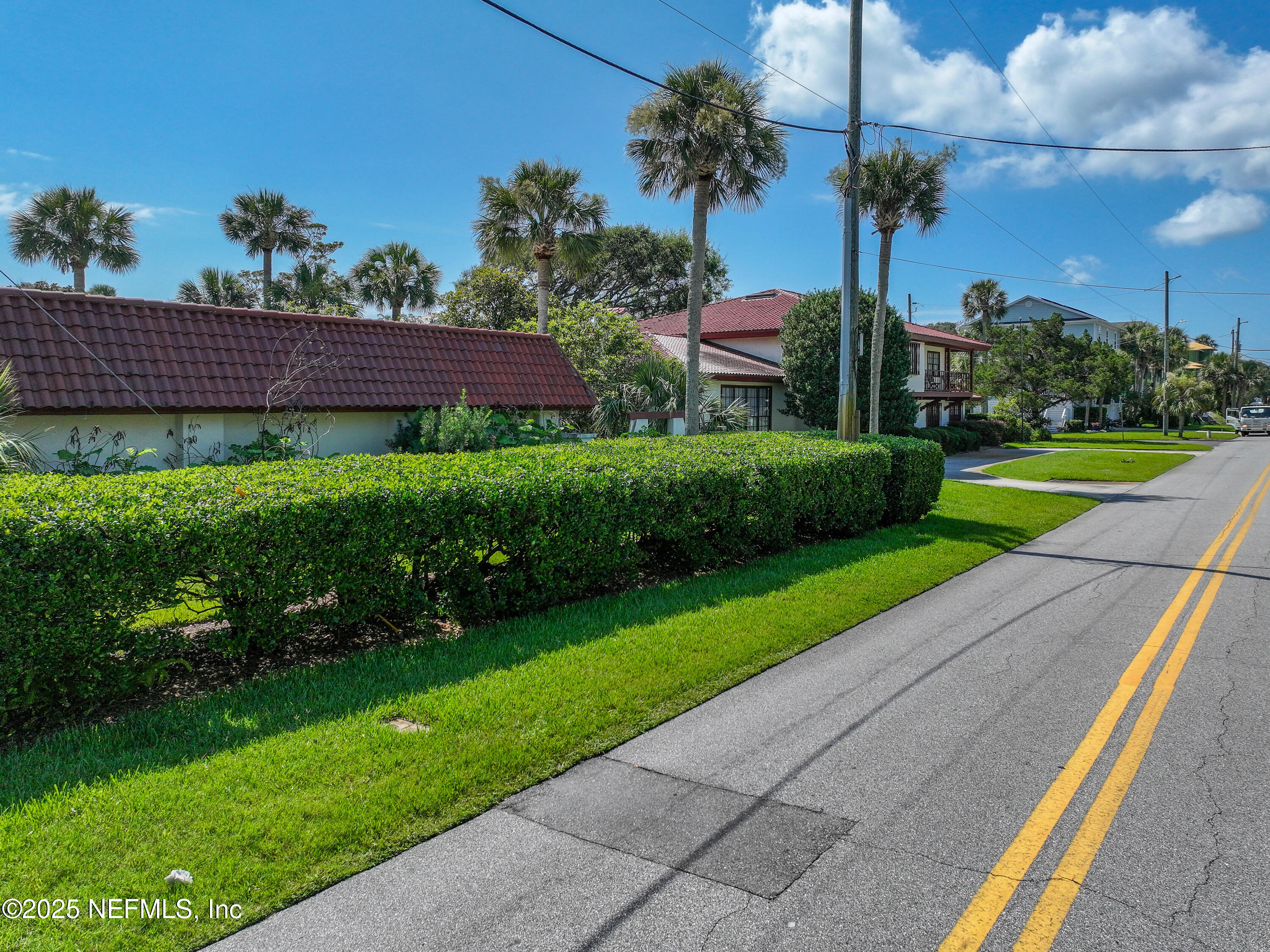 1313 E COAST Drive