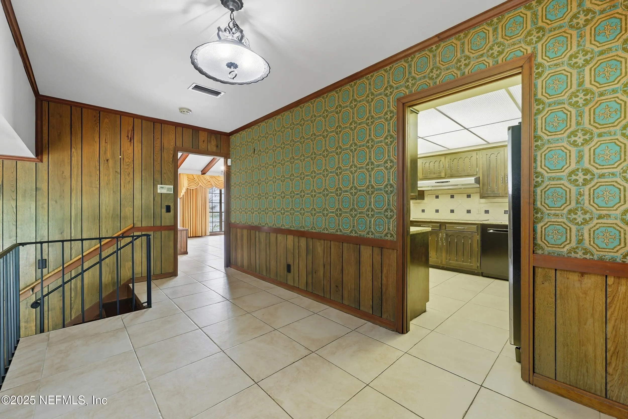 Atlantic Beach, Florida 32233, United States, 6 Bedrooms Bedrooms, ,4 BathroomsBathrooms,Residential,Active,161491