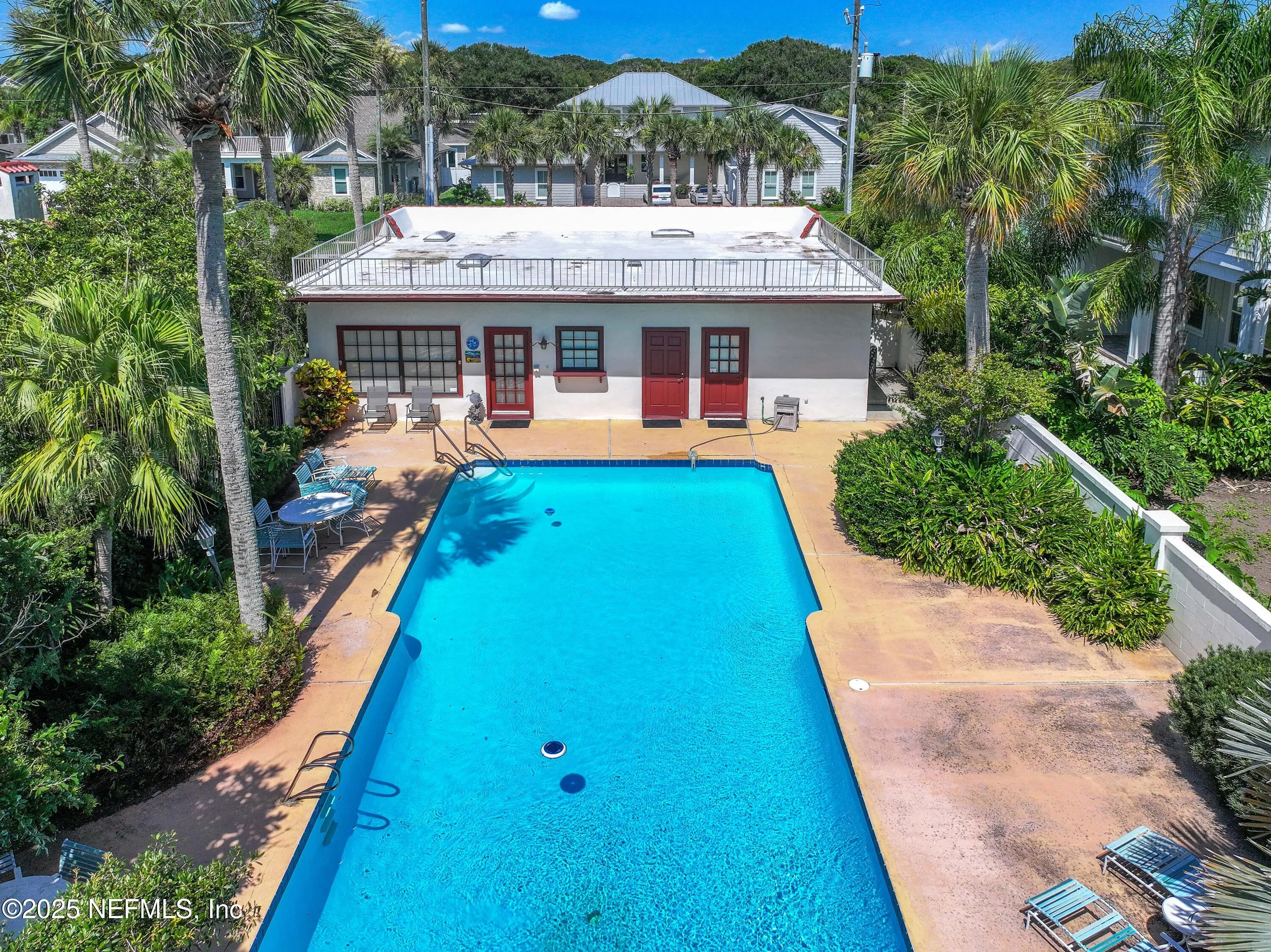 Atlantic Beach, Florida 32233, United States, 6 Bedrooms Bedrooms, ,4 BathroomsBathrooms,Residential,Active,161491