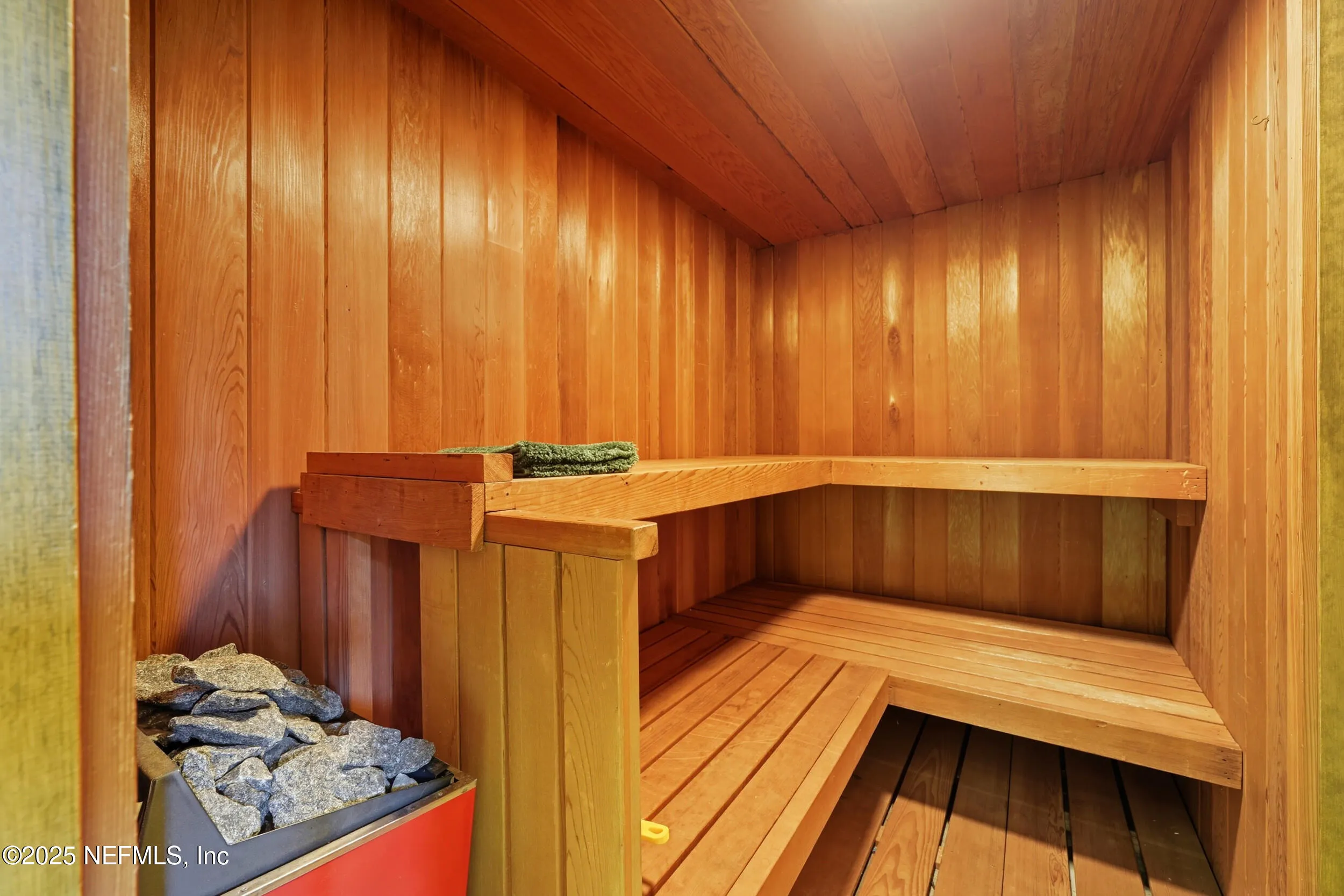 Atlantic Beach, Florida 32233, United States, 6 Bedrooms Bedrooms, ,4 BathroomsBathrooms,Residential,Active,161491