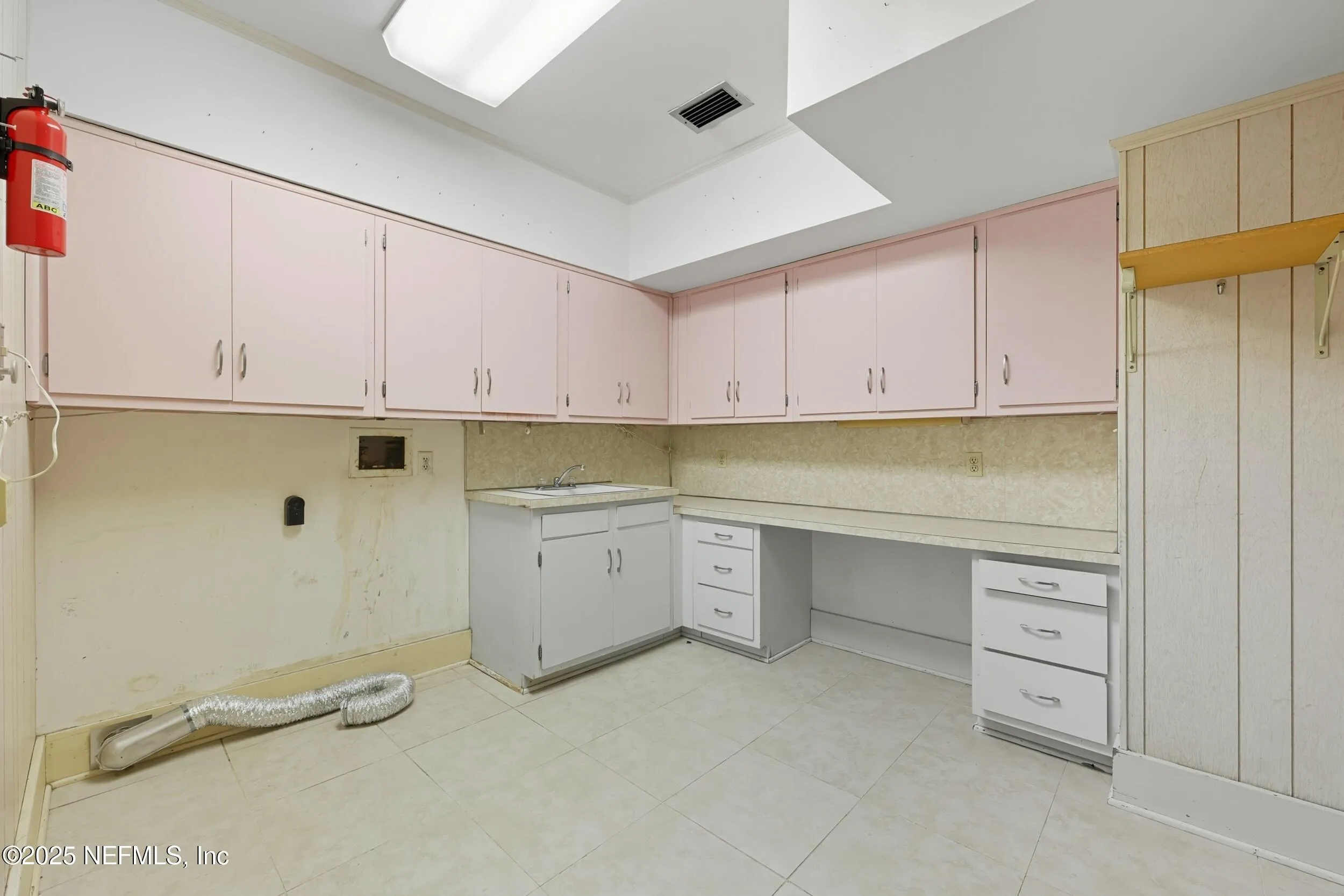 Atlantic Beach, Florida 32233, United States, 6 Bedrooms Bedrooms, ,4 BathroomsBathrooms,Residential,Active,161491