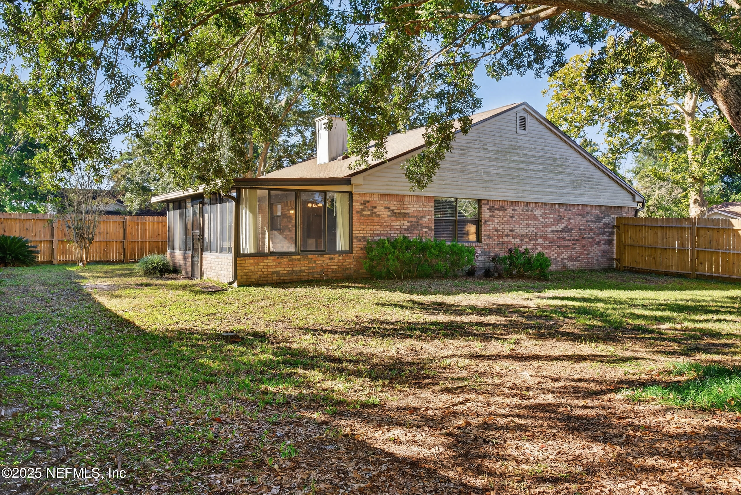 603 BENJAMIN HARRISON Street