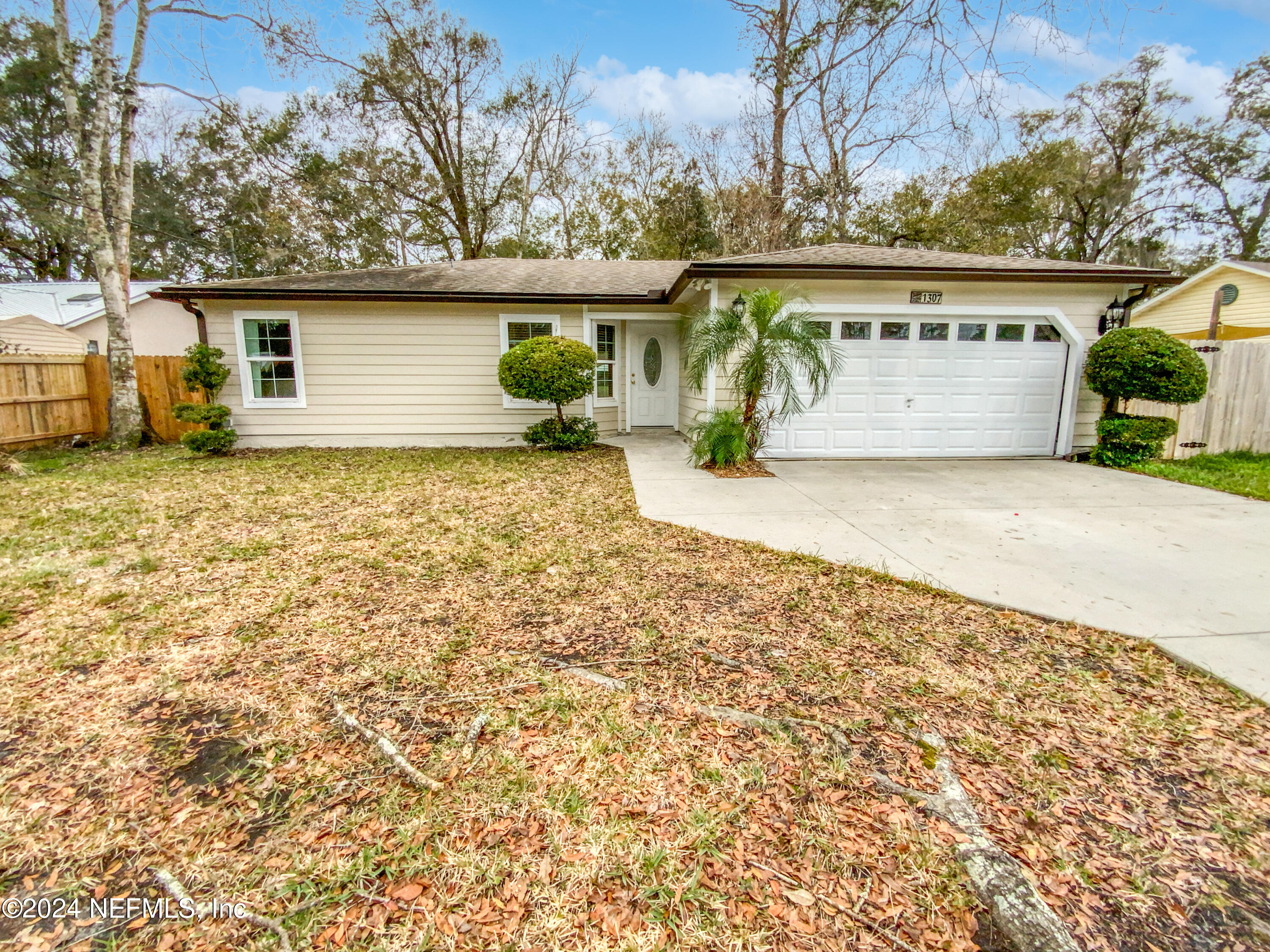 St Augustine, FL home for sale located at 1307 EISENHOWER Drive, St Augustine, FL 32084