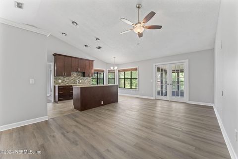 Single Family Residence in Fleming Island FL 5973 STRAWFLOWER Lane 11.jpg