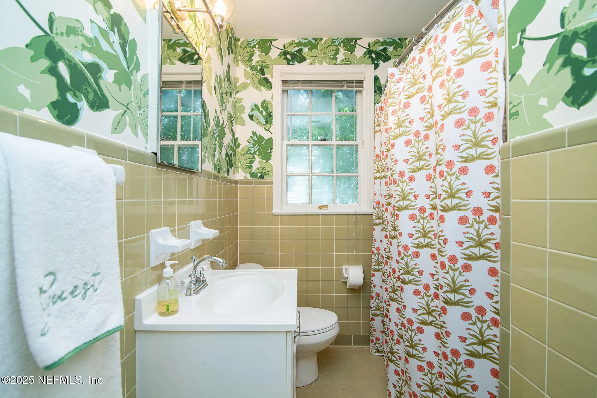 Jacksonville, Florida 32210, United States, 3 Bedrooms Bedrooms, ,3 BathroomsBathrooms,Residential,Pending,202029