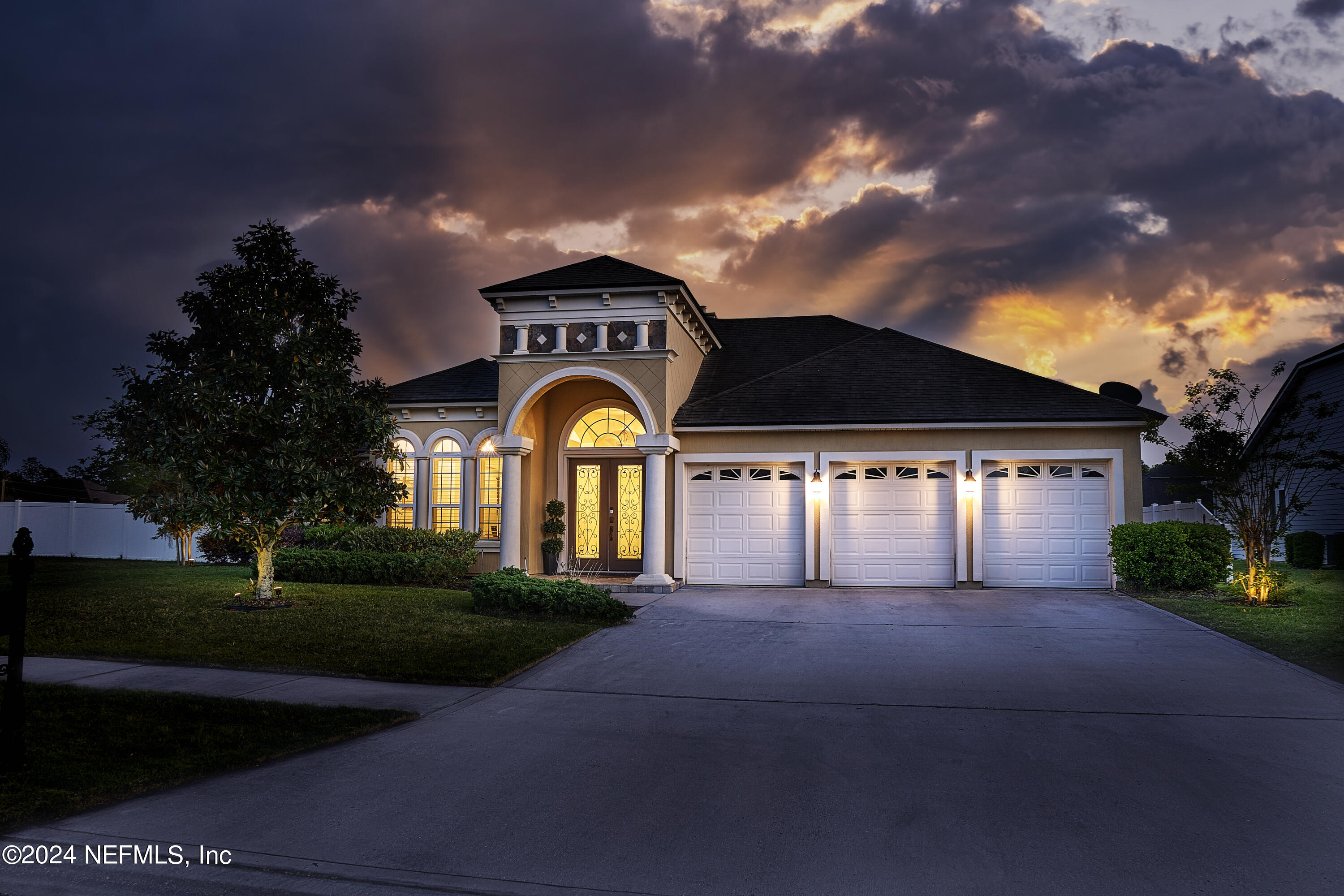 Middleburg, FL home for sale located at 4317 Rock Pigeon Lane, Middleburg, FL 32068