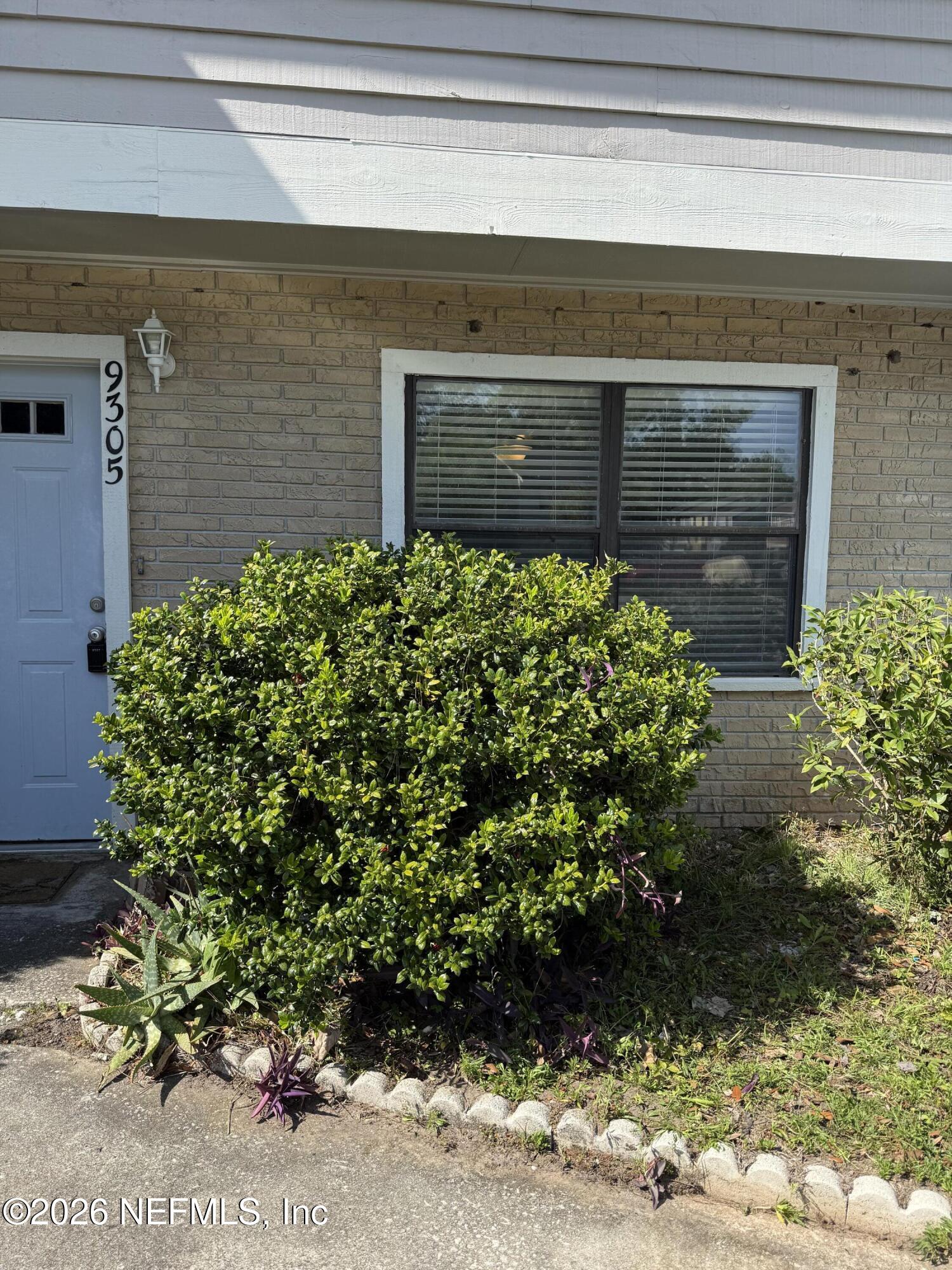 9305 GENNA TRACE Trail