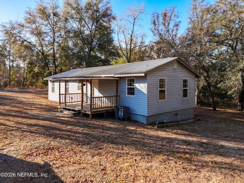 141 PARIS Street Interlachen FL 32148